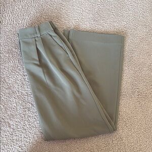 Women’s Abercrombie Olive Green trousers